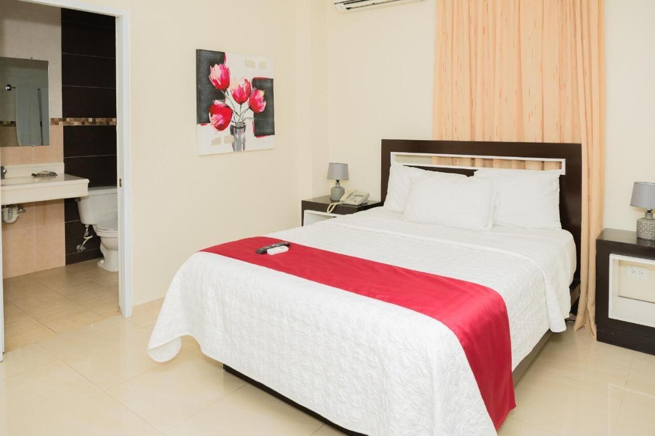 Hostal San Francisco De Asis ซานโตโดมิงโก ภายนอก รูปภาพ