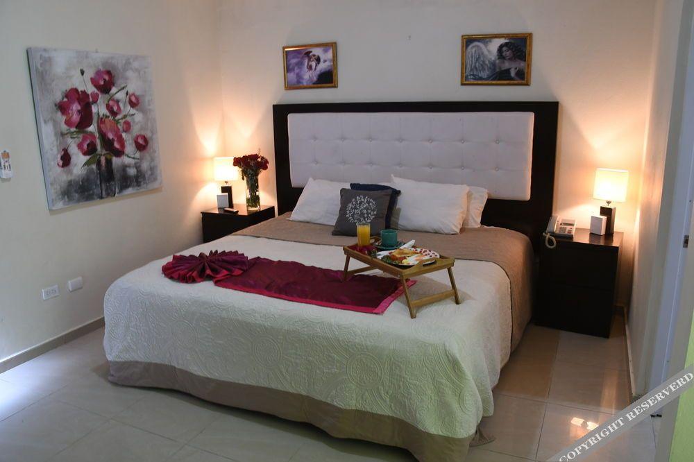 Hostal San Francisco De Asis ซานโตโดมิงโก ภายนอก รูปภาพ