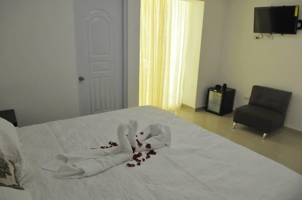 Hostal San Francisco De Asis ซานโตโดมิงโก ภายนอก รูปภาพ