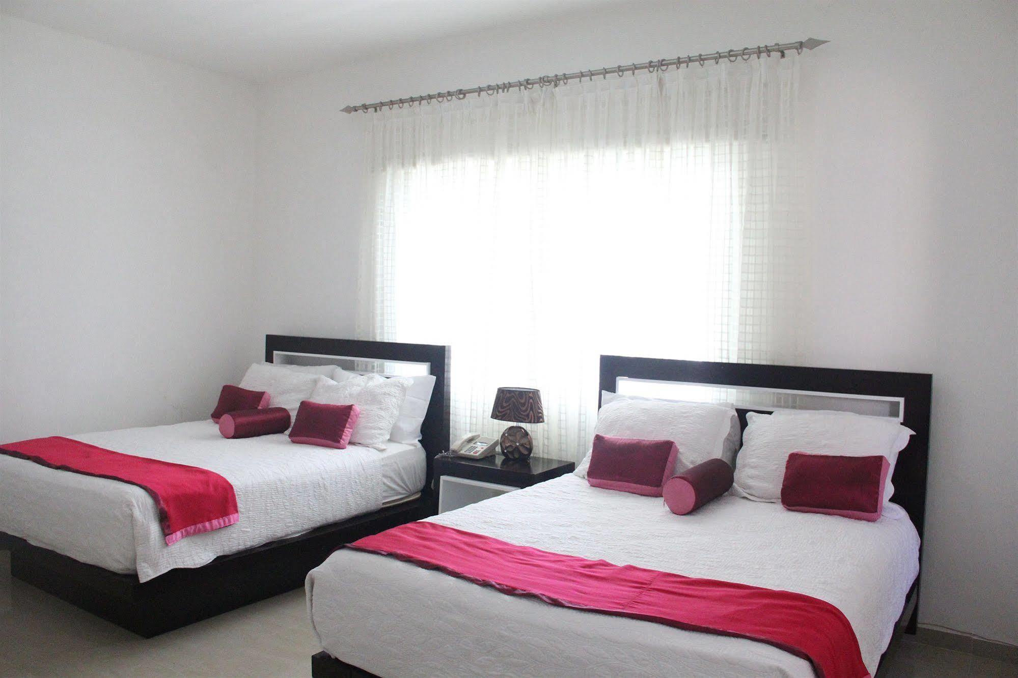 Hostal San Francisco De Asis ซานโตโดมิงโก ภายนอก รูปภาพ