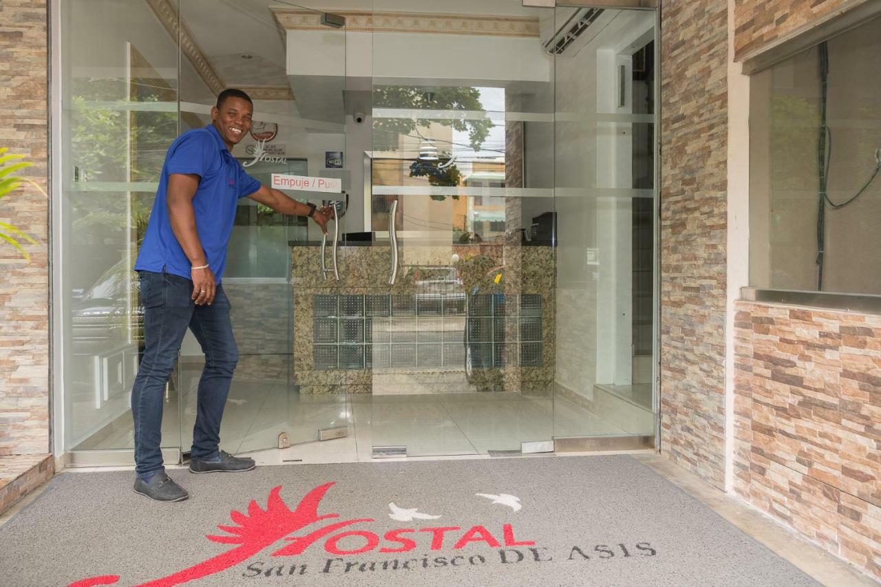 Hostal San Francisco De Asis ซานโตโดมิงโก ภายนอก รูปภาพ